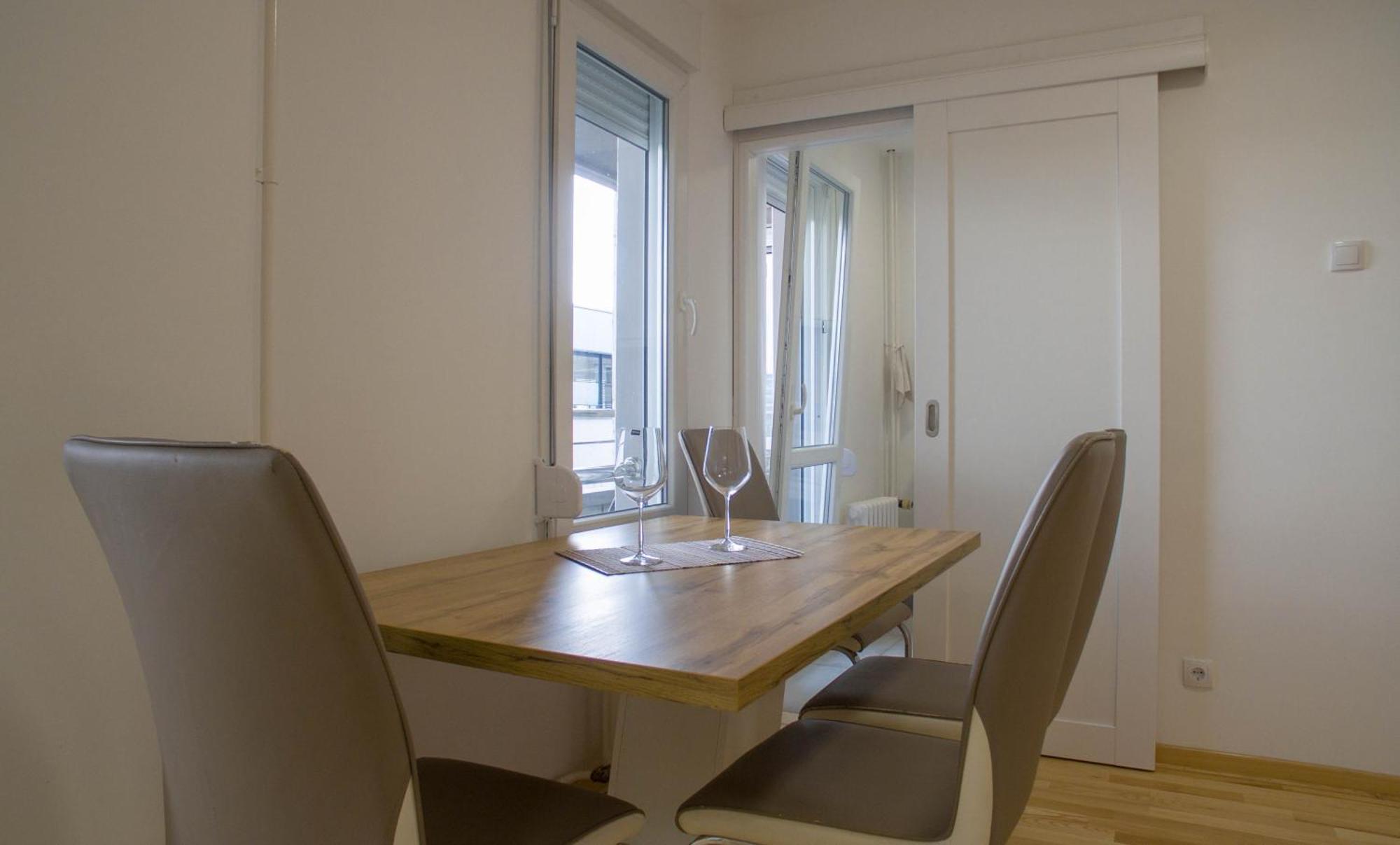 Premium Stan Novi Beograd Apartman Kültér fotó